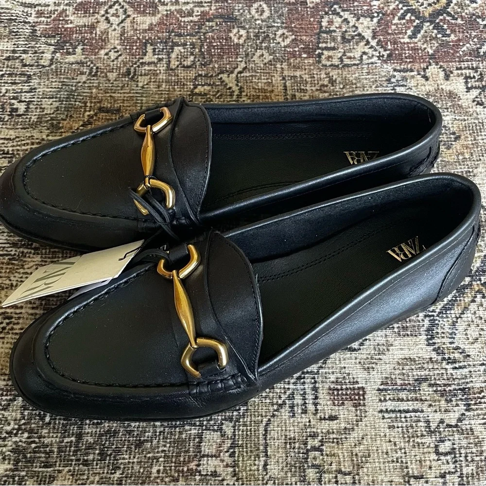 NWT Zara Leather Gold Hardware Loafers in Black - 7.5 - Picture 5 of 7